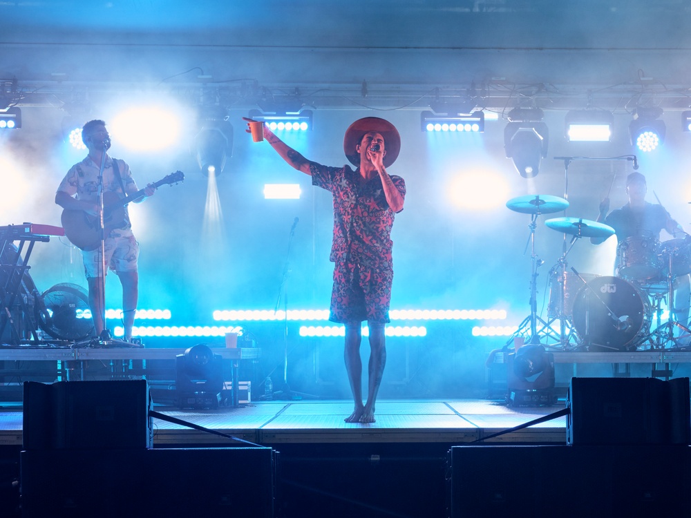 Niko Moon Performs at CFAY