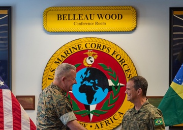 Maj. Gen. Sofge meets with Brazilian Marine Corps commandant