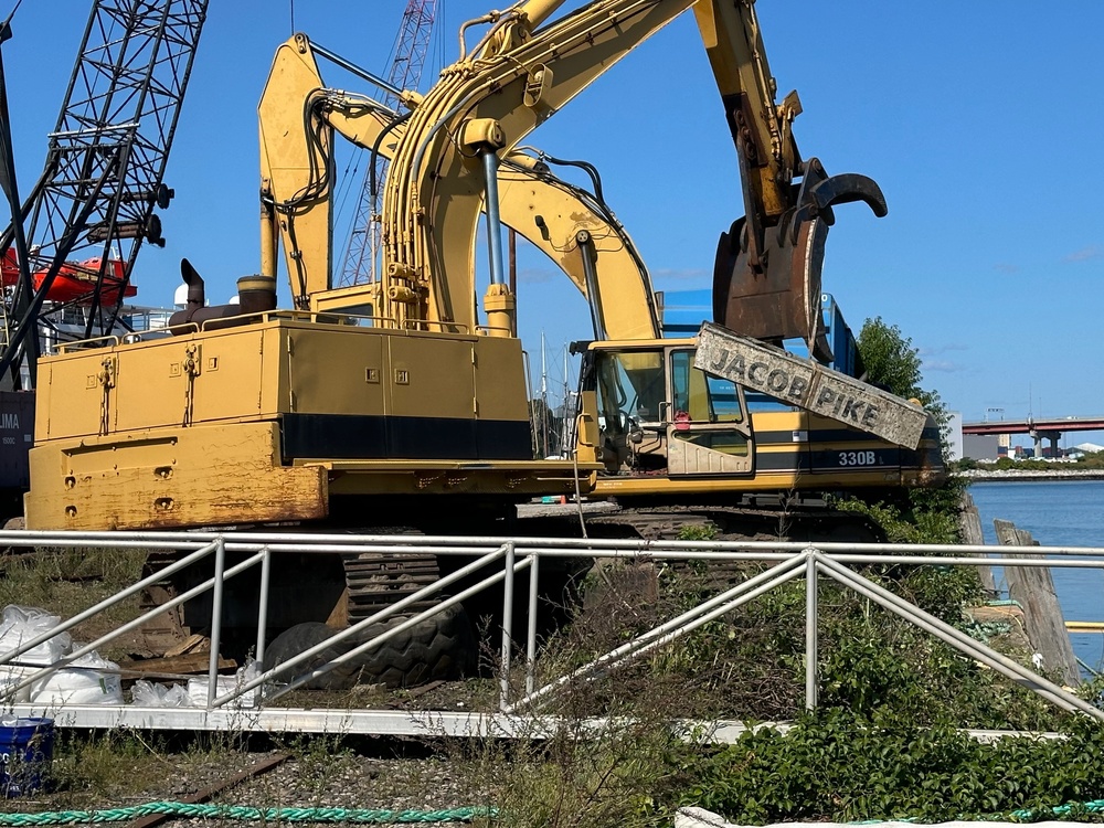 Coast Guard Oversees Salvage Operations for Sunken Jacob Pike