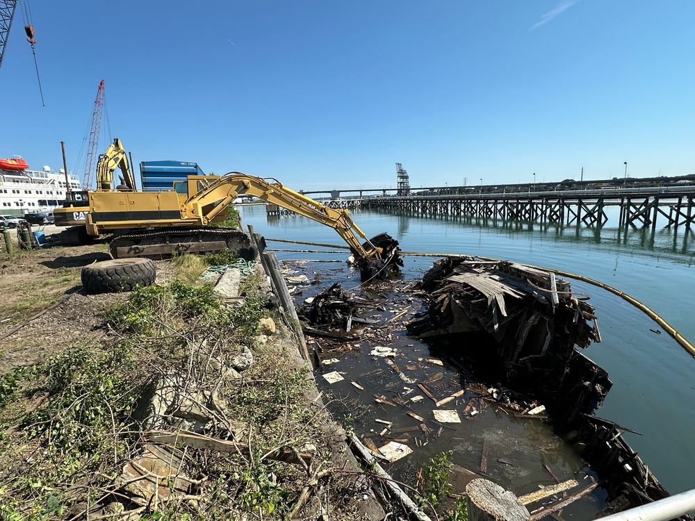 Coast Guard Oversees Salvage Operations for Sunken Jacob Pike