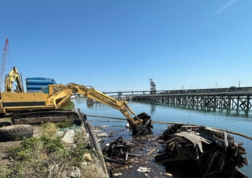 Coast Guard Oversees Salvage Operations for Sunken Jacob Pike