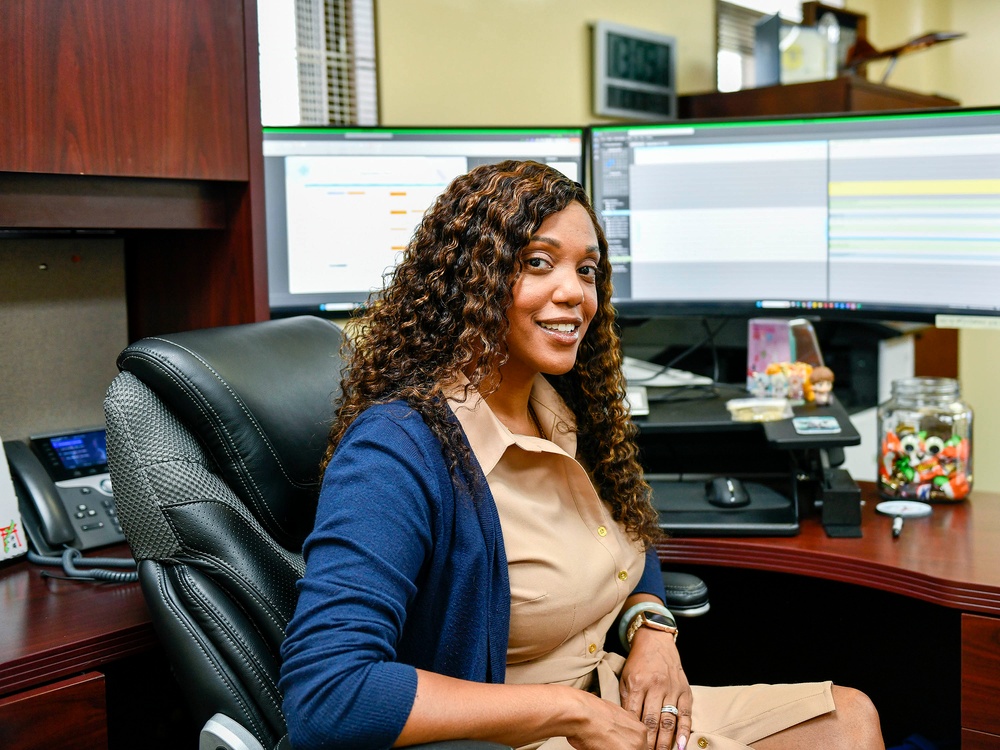 Mrs Genevieve Thomas CIV/MLC of the Week