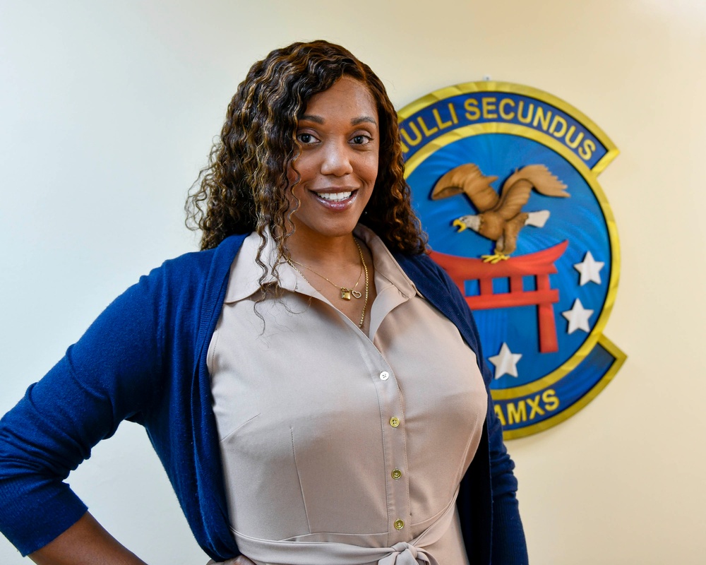 Mrs Genevieve Thomas CIV/MLC of the Week