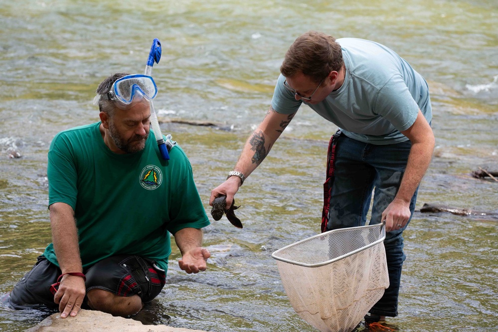 Fort Leonard Wood plays important role in Missouri’s hellbender conservation efforts