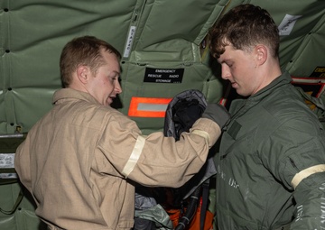 100th OSS and 351st ARS conduct simulated decontamination