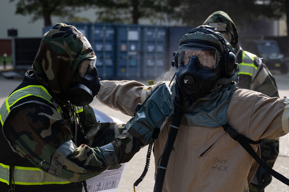 100th OSS and 351st ARS conduct simulated decontamination