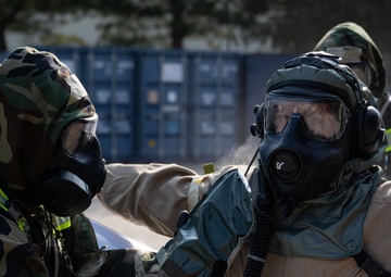 100th OSS and 351st ARS conduct simulated decontamination