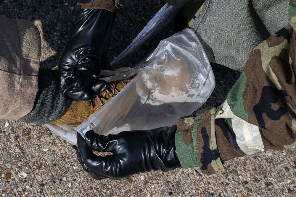 100th OSS and 351st ARS conduct simulated decontamination