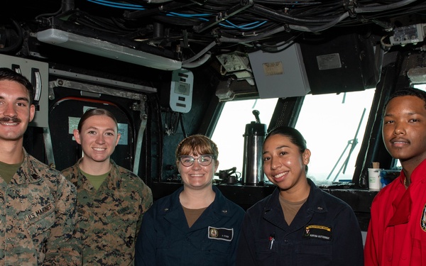 SY 24 | Sailor Recognition Aboard Boxer