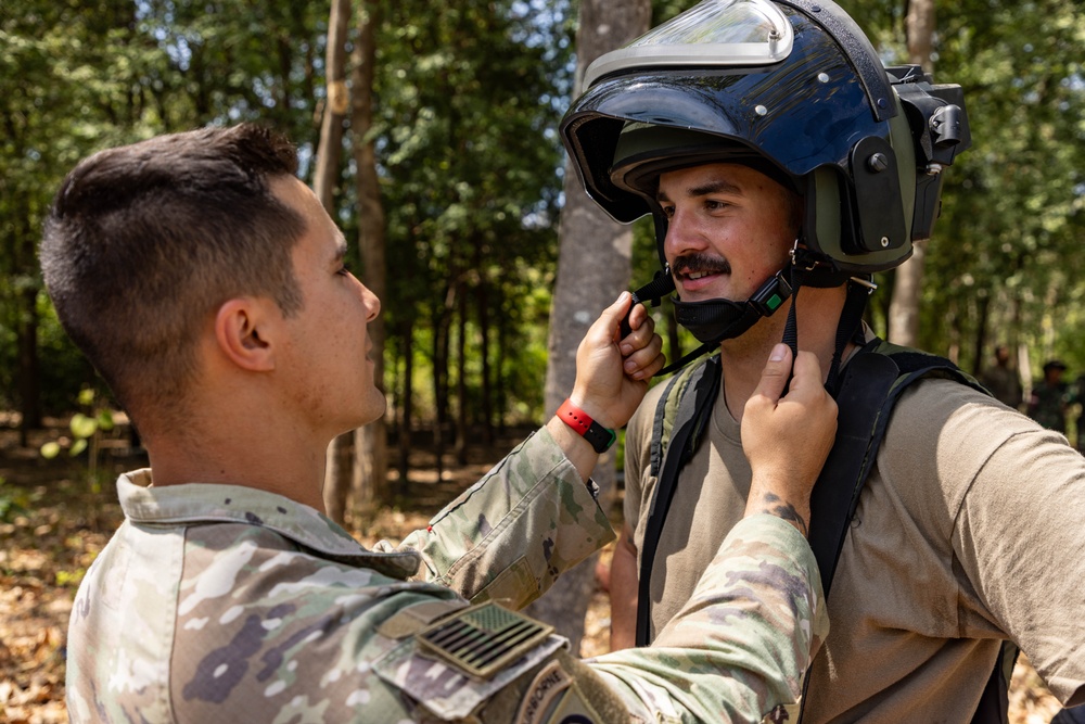Super Garuda Shield 2024: Bi-Lateral EOD Training Day 2