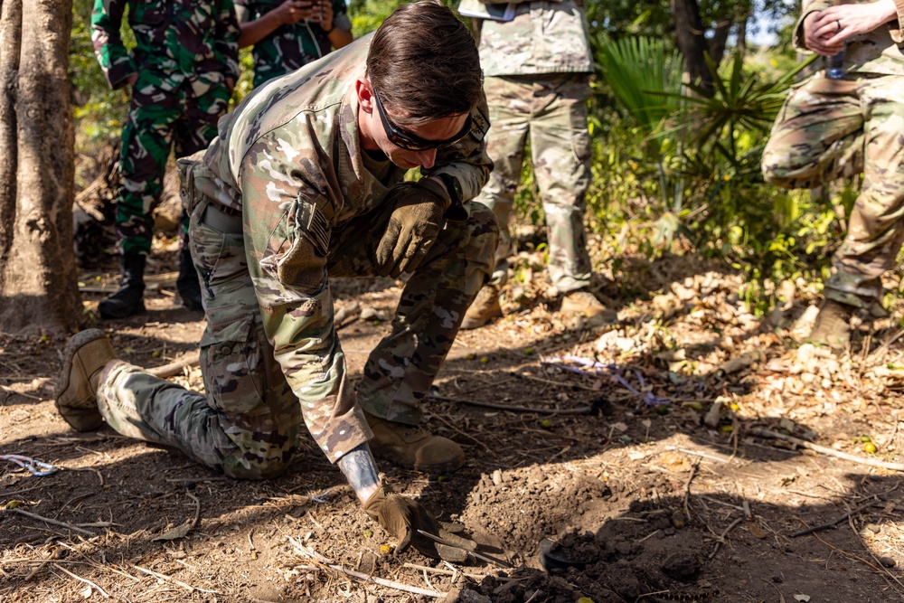 Super Garuda Shield 2024: Bi-Lateral EOD Training Day 2