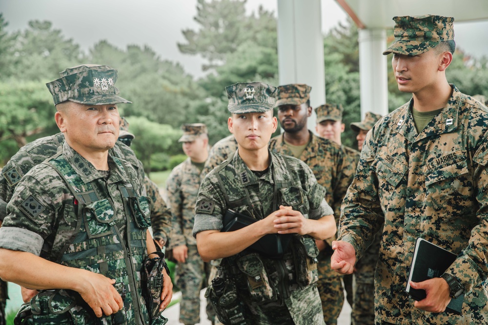 SY 24 | The Future of Combat: 15th MEU, ROK Marines Exchange Knowledge on sUAS