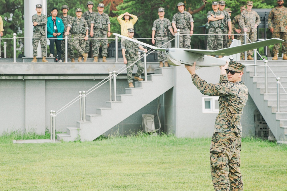 SY 24 | The Future of Combat: 15th MEU, ROK Marines Exchange Knowledge on sUAS