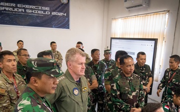 Admiral Paparo observes CYBEREX and STAFFEX at Exercise Super Garuda Shield 2024