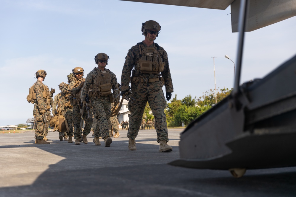 MRF-D 24.3: 1st Bn., 1st Marines rehearses on, off drills with Indonesian Soldiers in MV-22B Osprey during Super Garuda Shield 2024