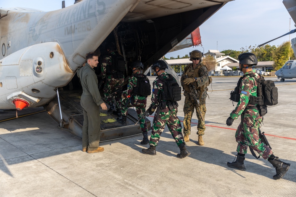 MRF-D 24.3: 1st Bn., 1st Marines rehearses on, off drills with Indonesian Soldiers in MV-22B Osprey during Super Garuda Shield 2024