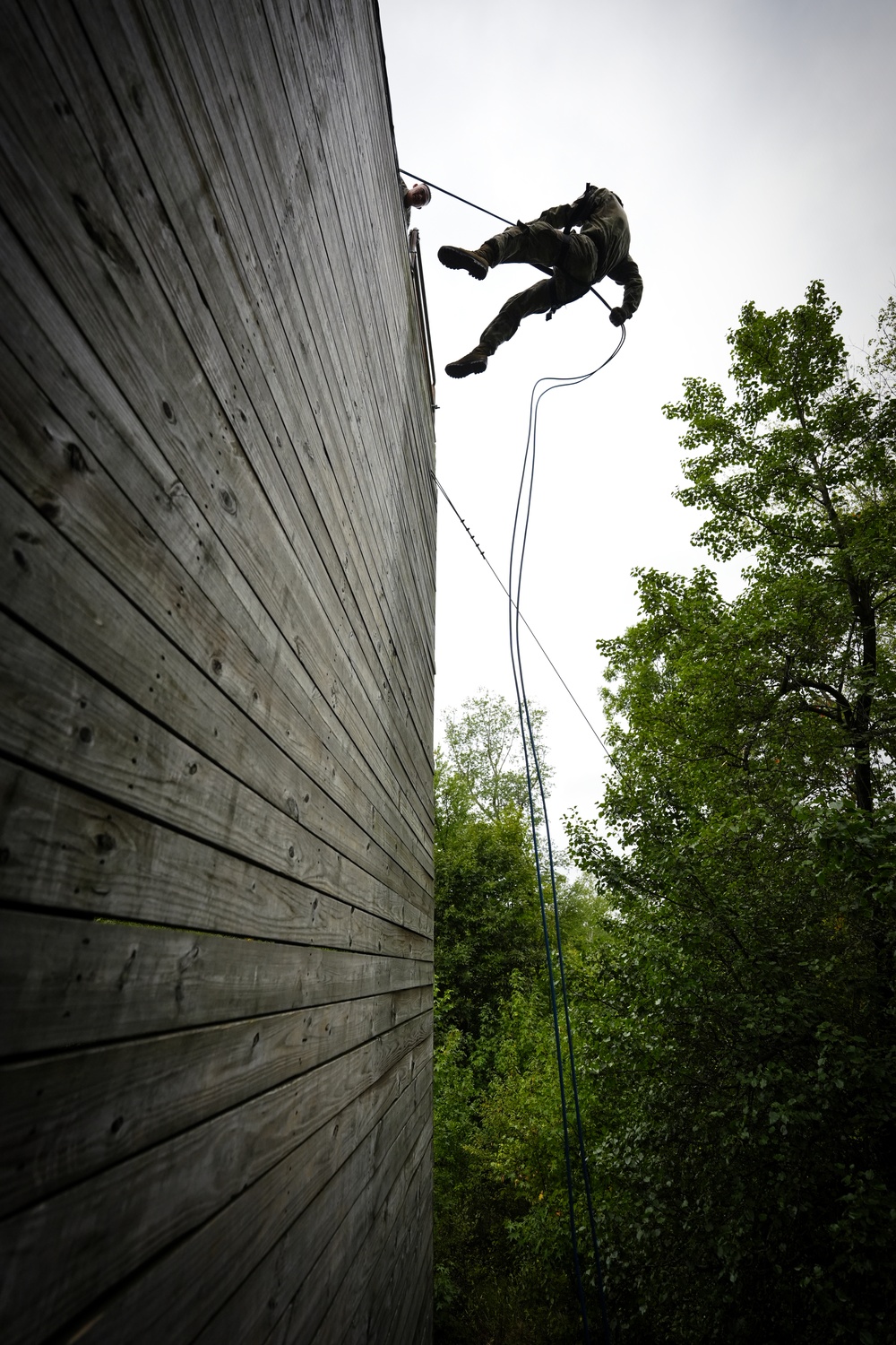 Army Reserve Best Squad Competition 2024 - Rappel Tower