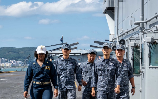 SY 24 | USS Boxer, ROK Navy conduct mass casualty drill