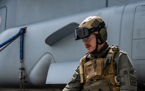 SY 24 | USS Boxer, ROK Navy conduct mass casualty drill