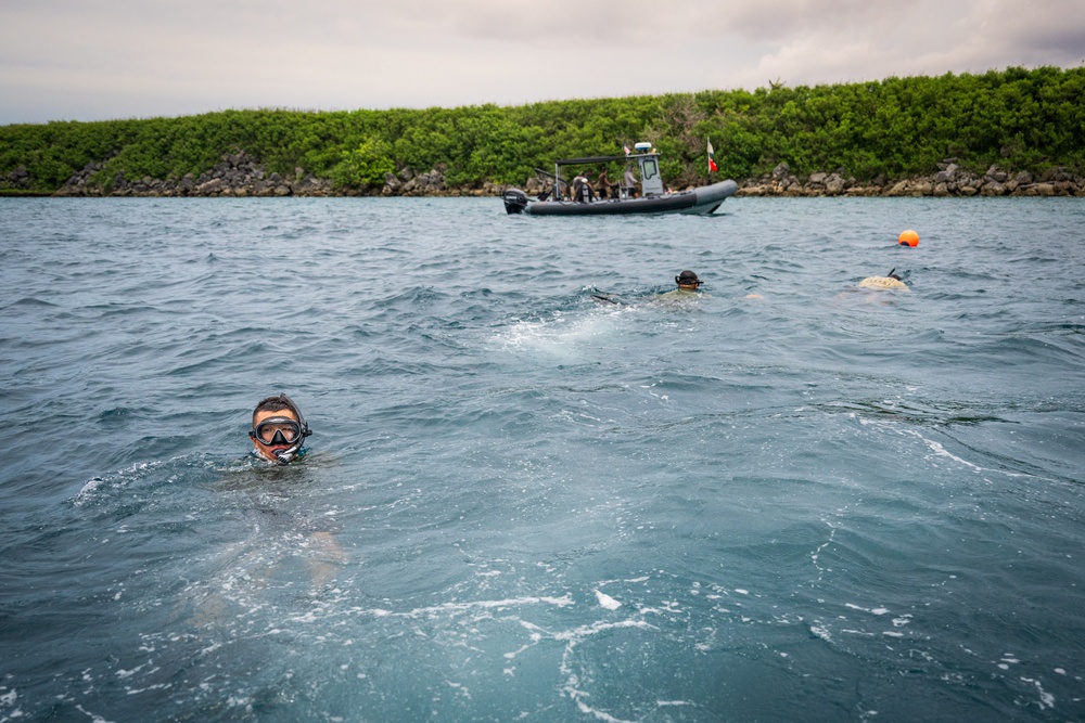 EODMU-5 JGSDF Underwater Detonation