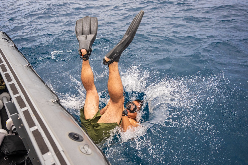 EODMU-5 JGSDF Underwater Detonation