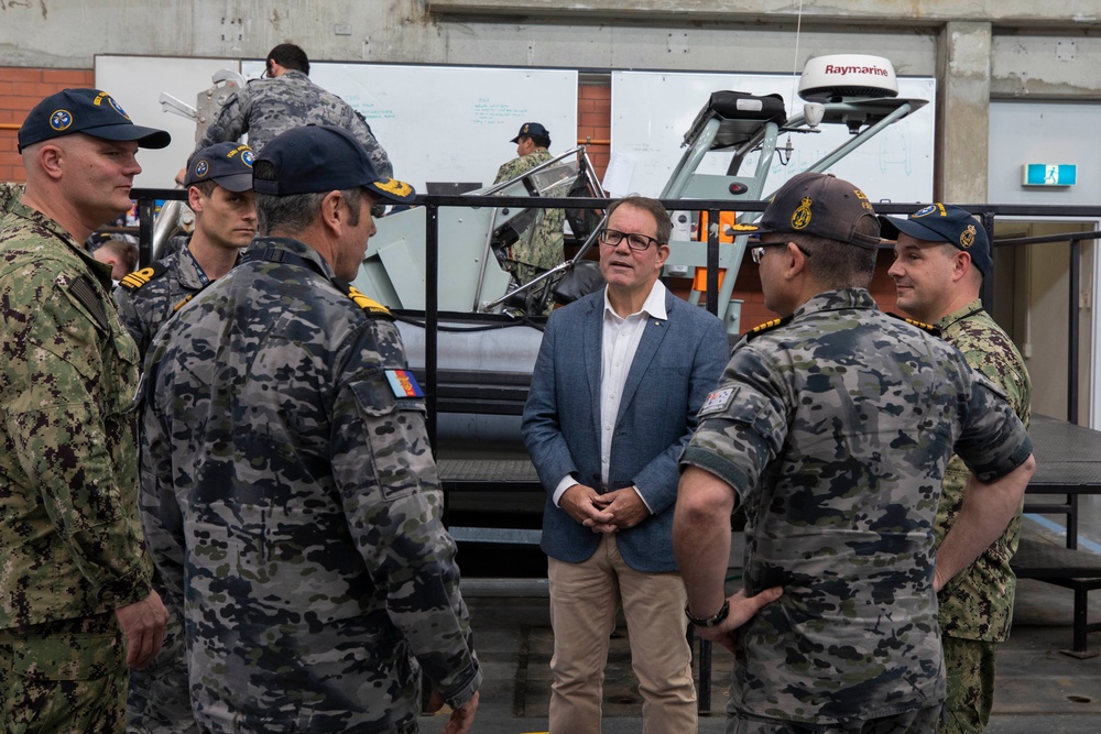 Australian House Rep. Luke Gosling visits Fleet Support Unit-West