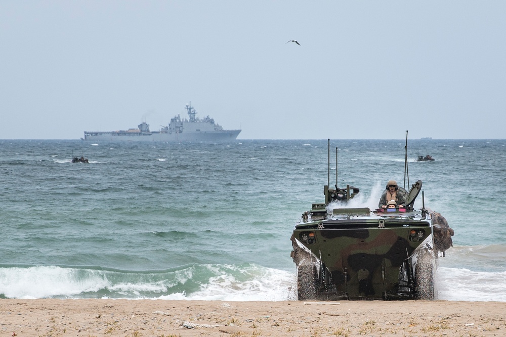 SY 24 | ACVs Begin Simulated Amphibious Assault for Ssang Yong 24