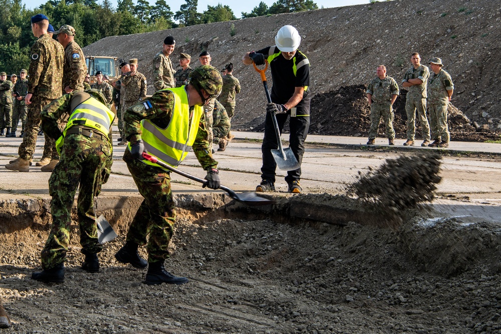 Aviano CES conducts EADR in Estonia