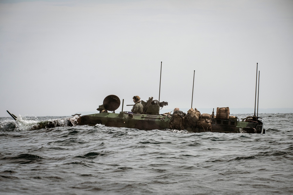 SY 24 | ACVs Land Ashore for Ssang Yong 24 Amphibious Assault