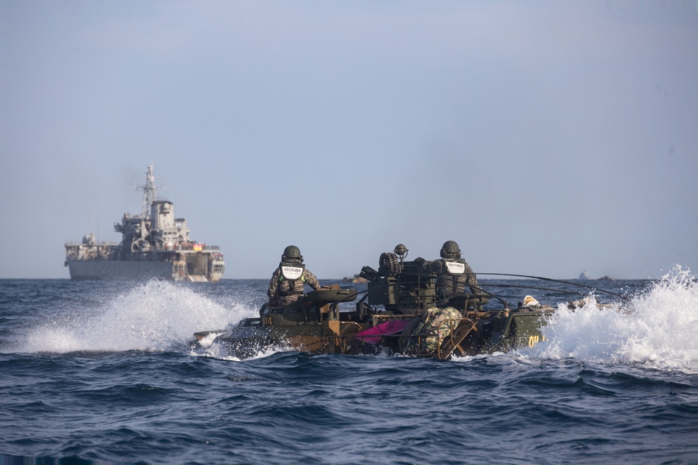 SY 24 | ROK Marines and U.S. Marines Amphibious Movements