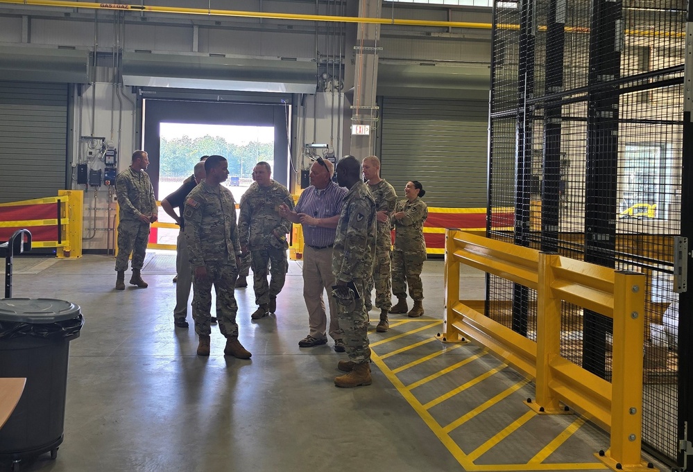 593rd ESC, 53rd Trans. Bn. command teams visit Army’s newest APS worksite