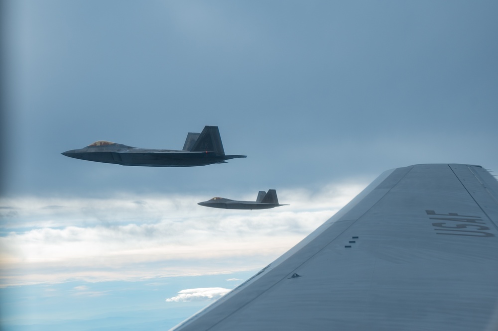 The 77th ARS refuels RF-A 24-3