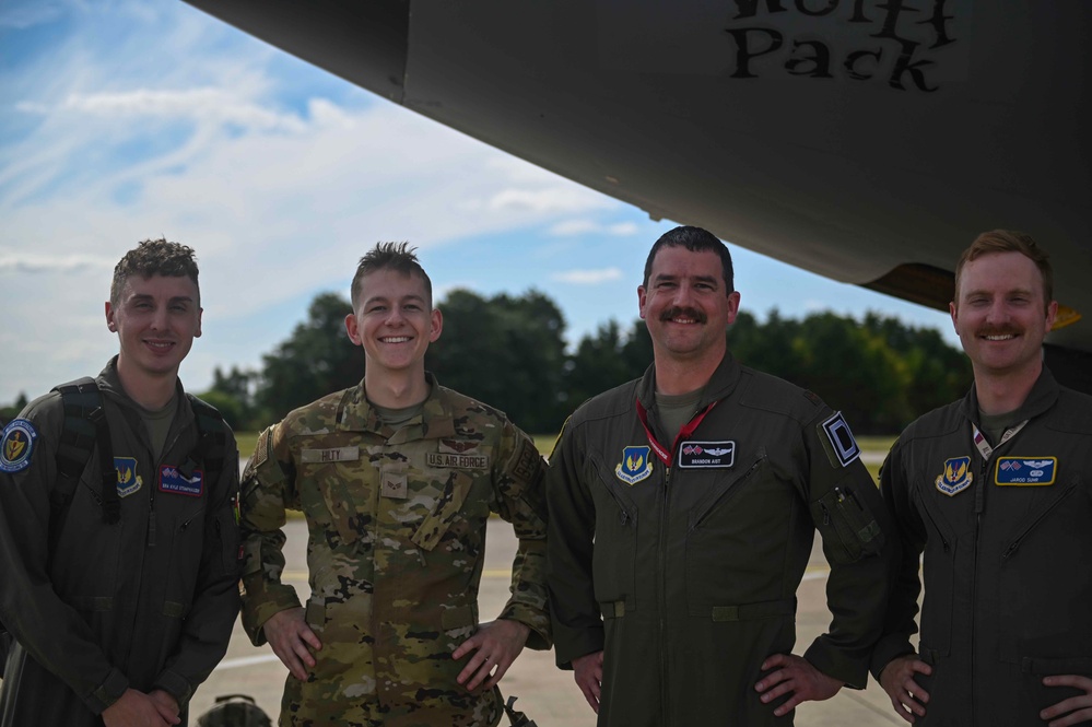 351st ARS supports 95th RS