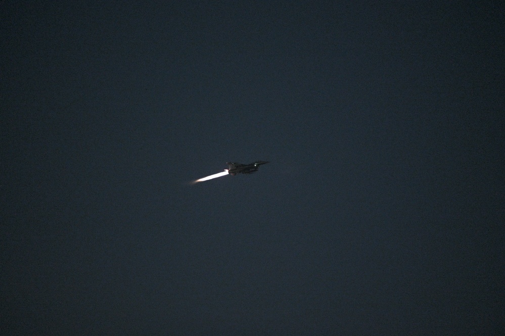 148th Fighter Wing Conducts Night Flying at Kadena Air Force Base