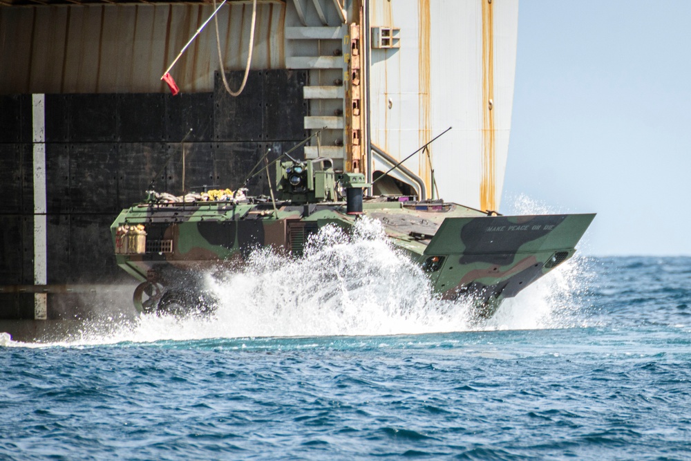 SY 24 | ACVs Splash Off Harpers Ferry During Ssang Yong 24