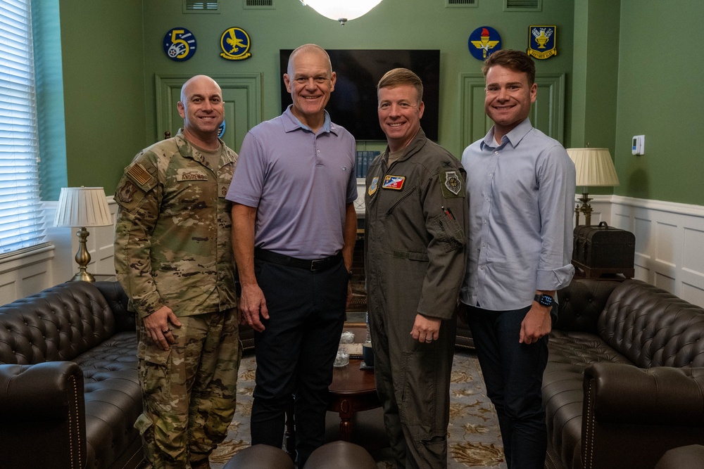 Former Chief Master Sgt. of the Air Force James Roy visits the Scott Air Force Base