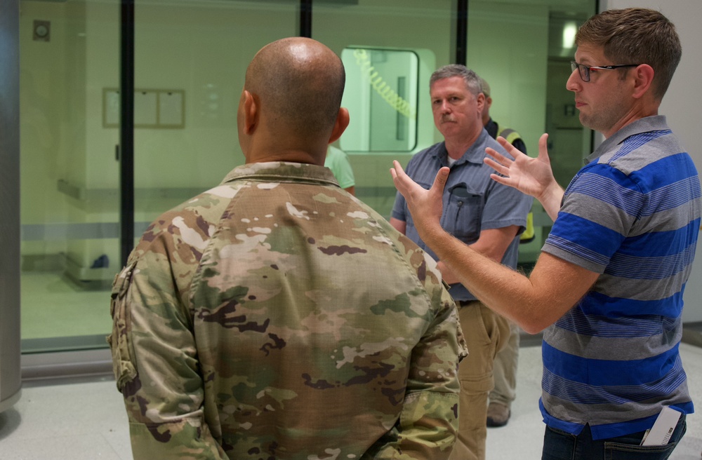 US Army Corps of Engineers Baltimore District's Fort Detrick Team Visits USAMRIID