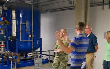 US Army Corps of Engineers Baltimore District's Fort Detrick Team Visits USAMRIID