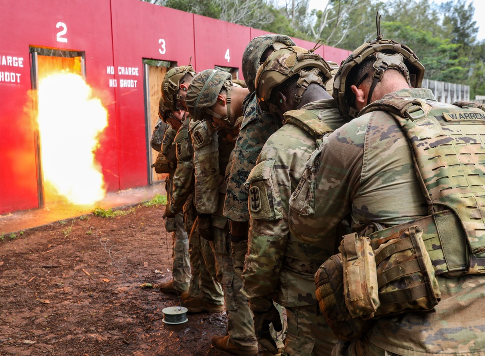 130th Engineer Brigade conducts breach training