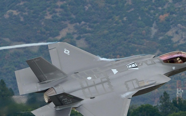 Auto GCAS-ACAS-ICAS-2-F-35
