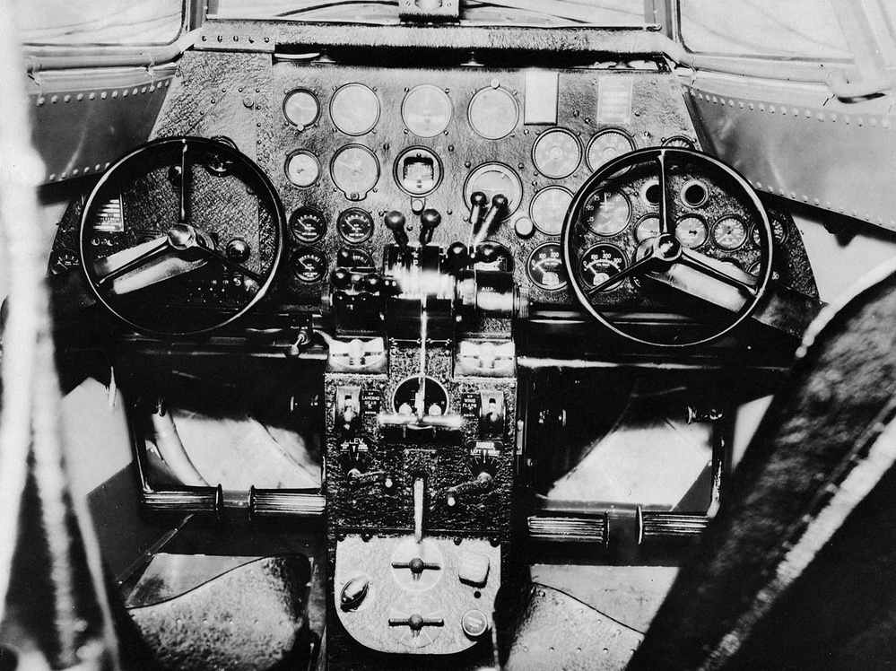 The Birth of Pressurized Flight-3-XC-35_cockpit
