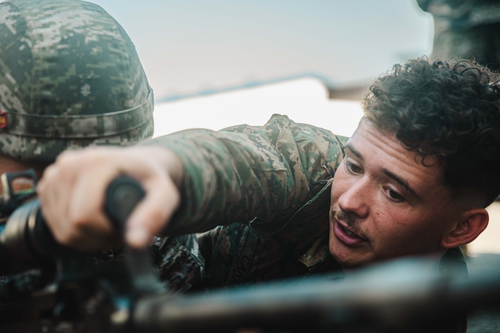 SY 24 | Joint Transportation: 15th MEU, ROK Marines Conduct Bilateral Convoy