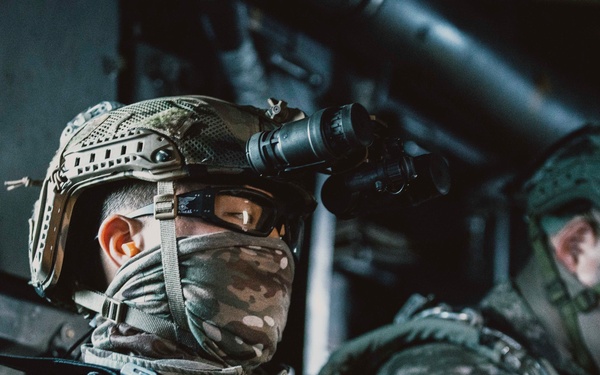 SY 24 | ROK Marines, Navy SEALs Conduct Freefall Jump with 15th MEU Recon