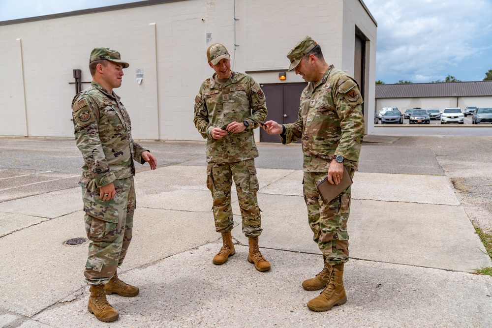 DVIDS - Images - 67th Cyberwing Leadership Visit [Image 4 of 9]