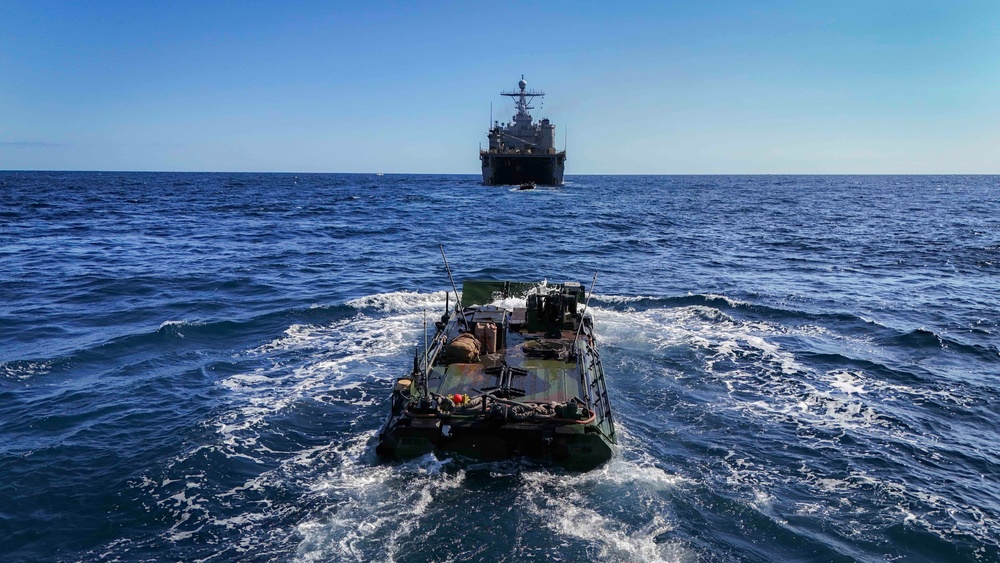 SY 24 | USS Harpers Ferry Conducts Amphibious Operations Off the Coast of Pohang, South Korea