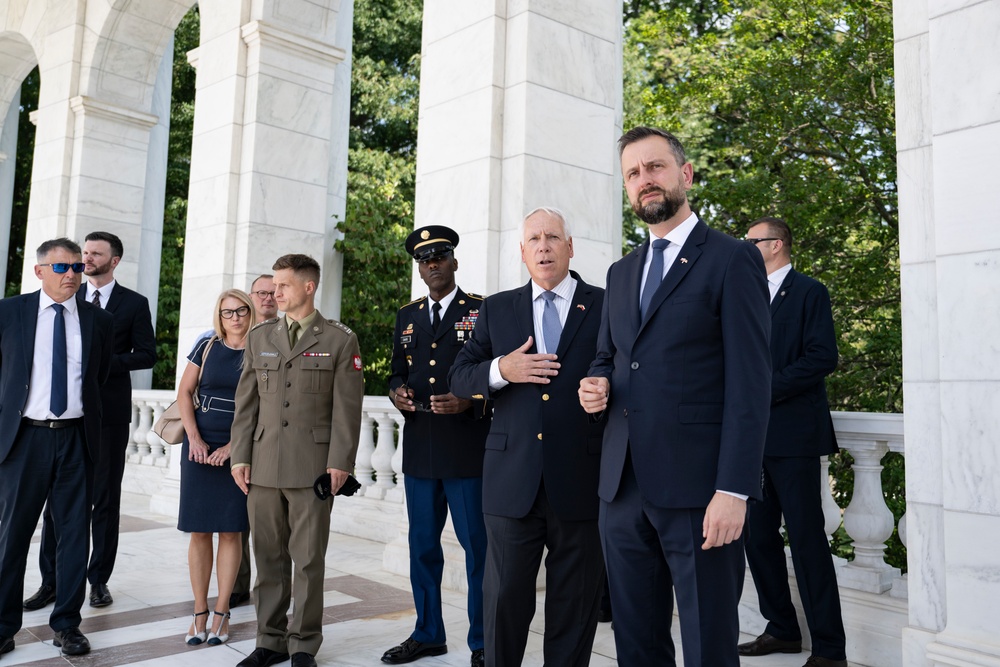 Polish Defense Minister Wladyslaw Kosiniak-Kamysz Visits ANC