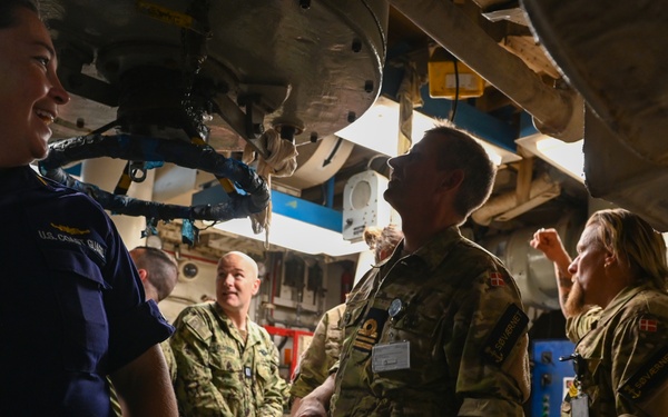 US Coast Guard, US Navy, Royal Danish navy and Royal Canadian navy commemorate the beginning of Operation Nanook