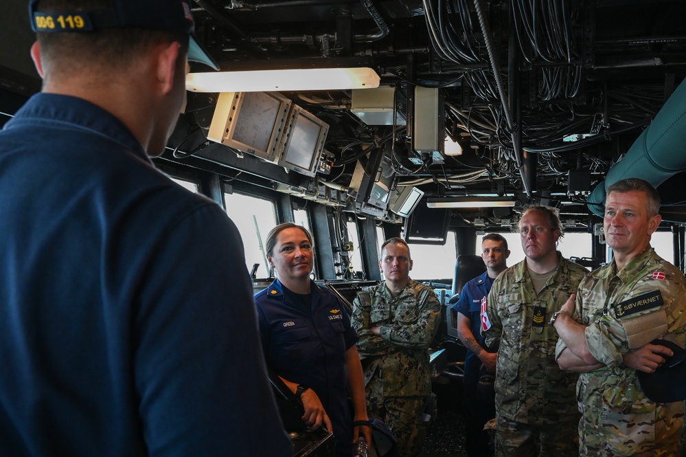 US Coast Guard, US Navy, Royal Danish navy and Royal Canadian navy commemorate the beginning of Operation Nanook