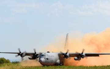 189th Conducts Landings on Dirt