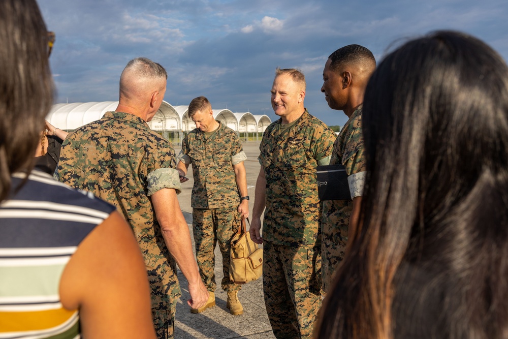 CMC and SMMC visit MCAS Beaufort